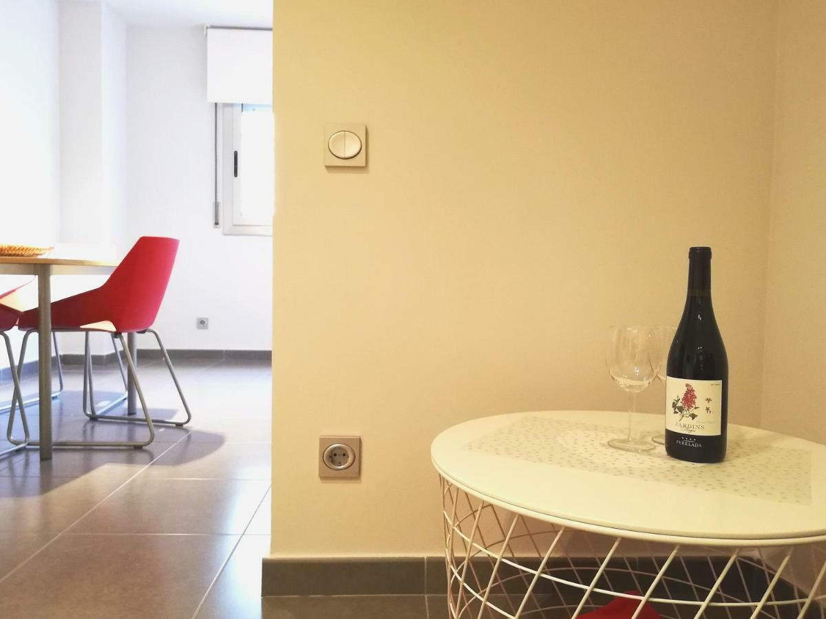 Mazi Apartments Nest Mataró Eksteriør billede